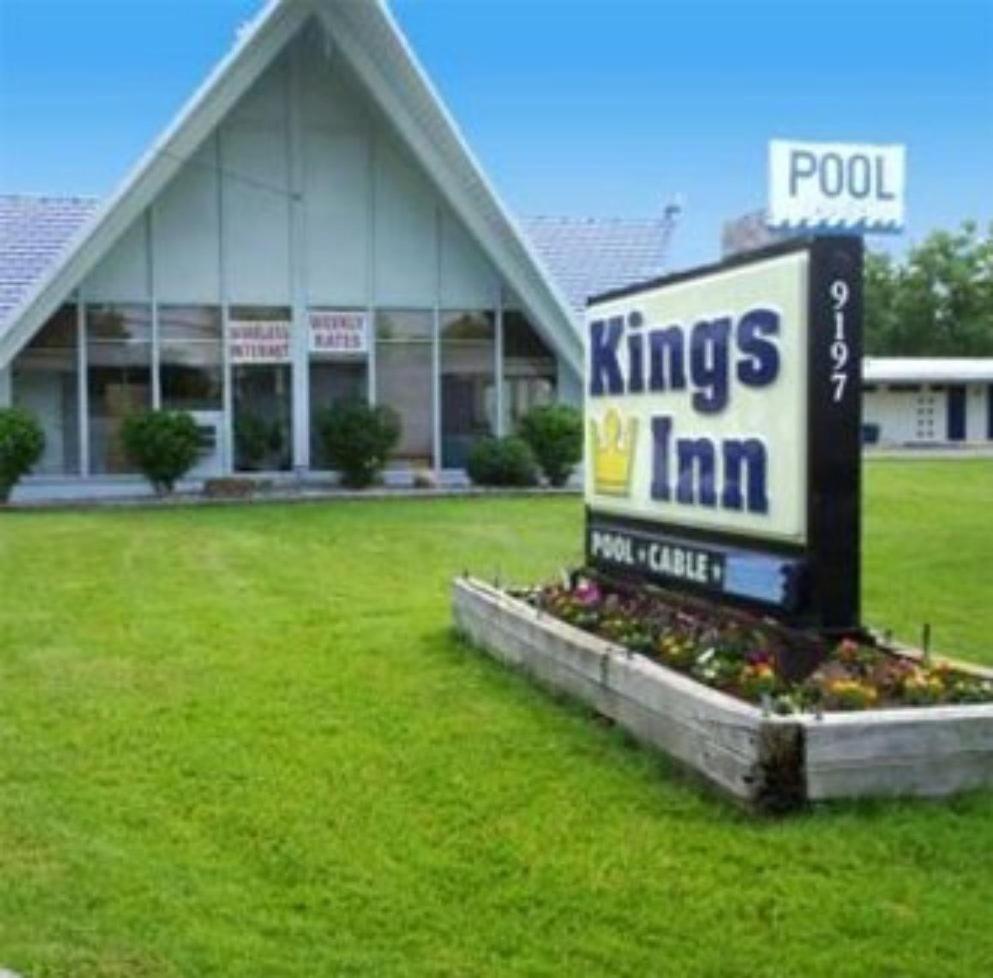 Kings Inn Cleveland Strongsville Exterior foto